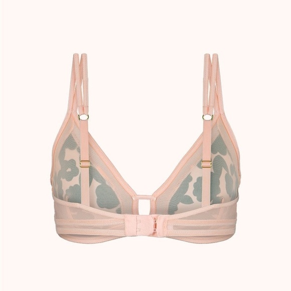 Lively | Floral Mesh Trim Breathable Bralette in Retro Blooms Size Medium - Picture 5 of 10